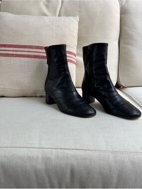 Sz39 Chloe Black Leather Mid-Heel Ankle Boots